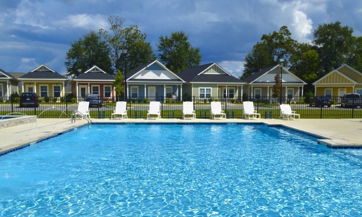 Midland City Cottage | 100 Riverstone Way . with Amazing Amenities!
