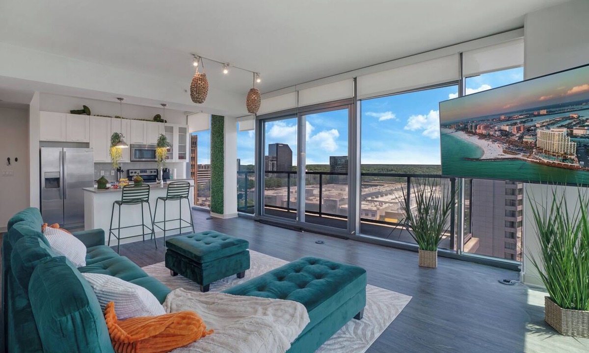 North Buckhead Apartment | 19th Floor Private Balcony, Panoramic View, 24 hr security, Private Garage, Pool
