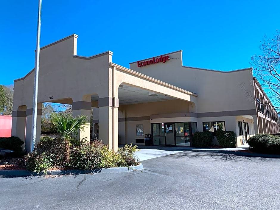 Dothan Hotel | 2-Star Hotel ∙ Econo Lodge Dothan