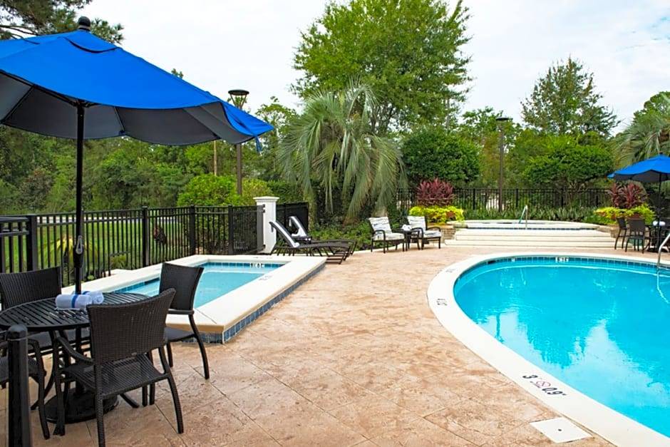 Kreole Hotel | 2-Star Hotel ∙ Holiday Inn Express Pascagoula-Moss Point, an IHG Hotel