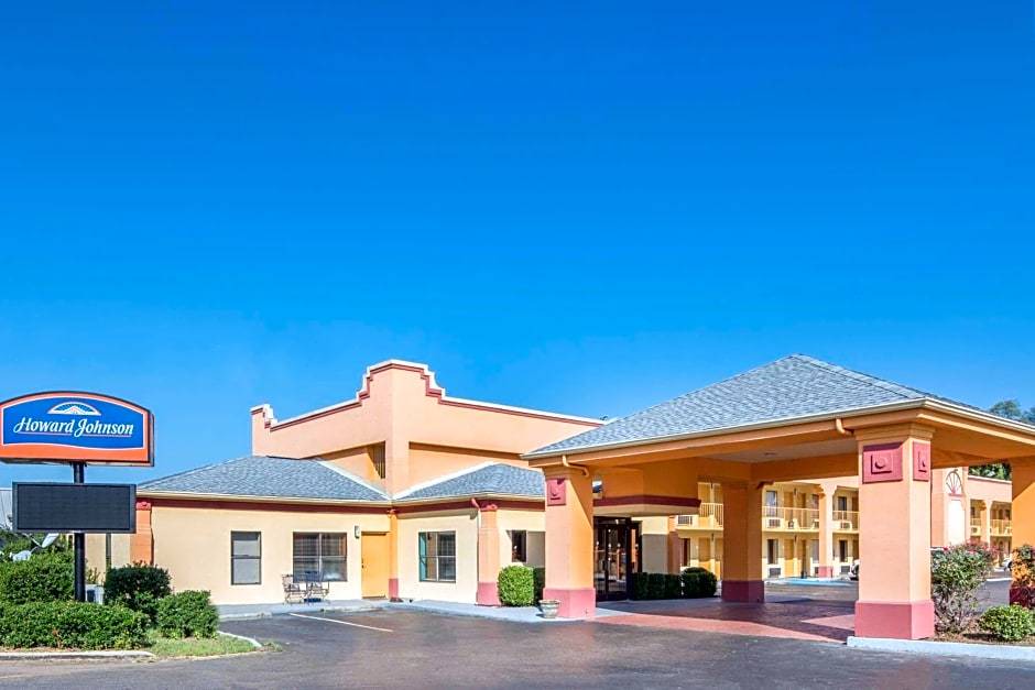 Vicksburg Hotel | 2-Star Hotel ∙ Howard Johnson by Wyndham Vicksburg
