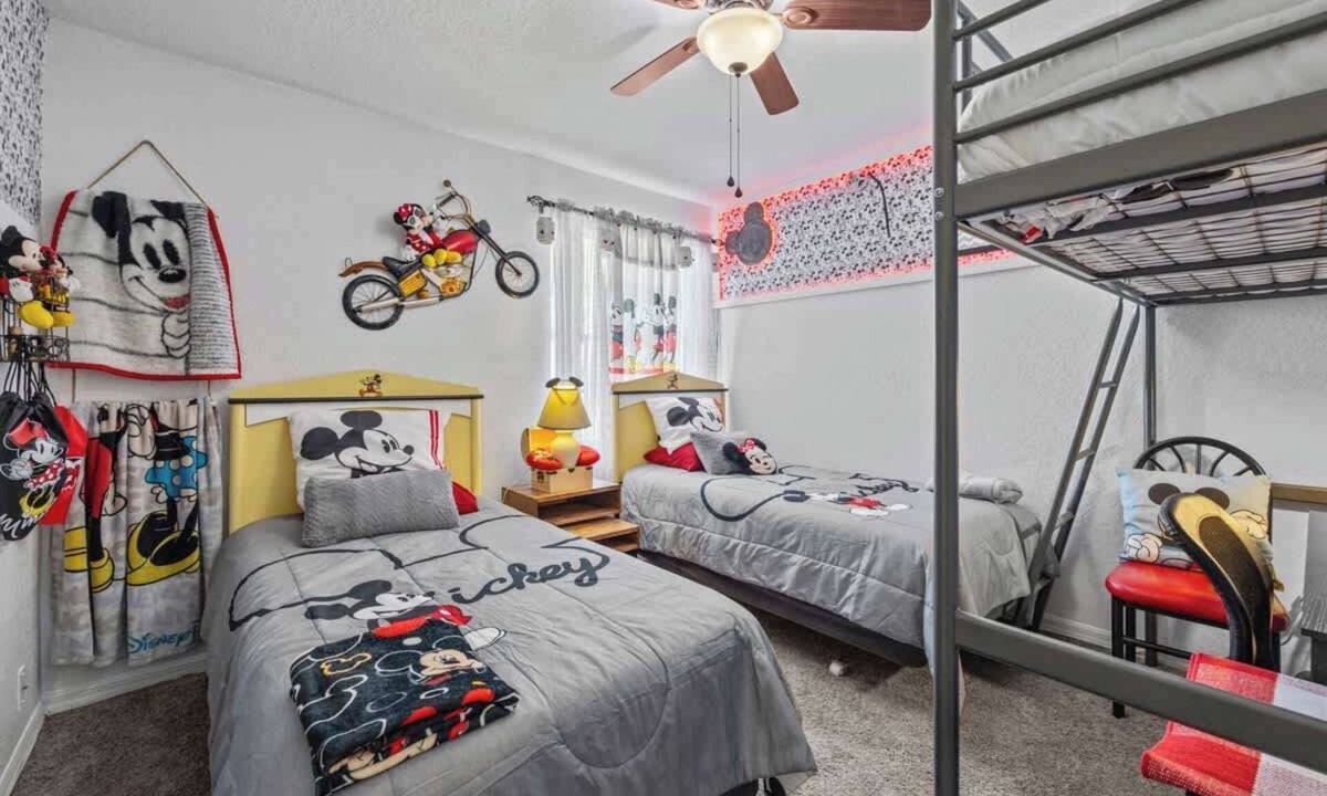 Highlands Reserve House | 25%off/Disney 9mi/PrivatePool/Golf/PlayYard/Courts