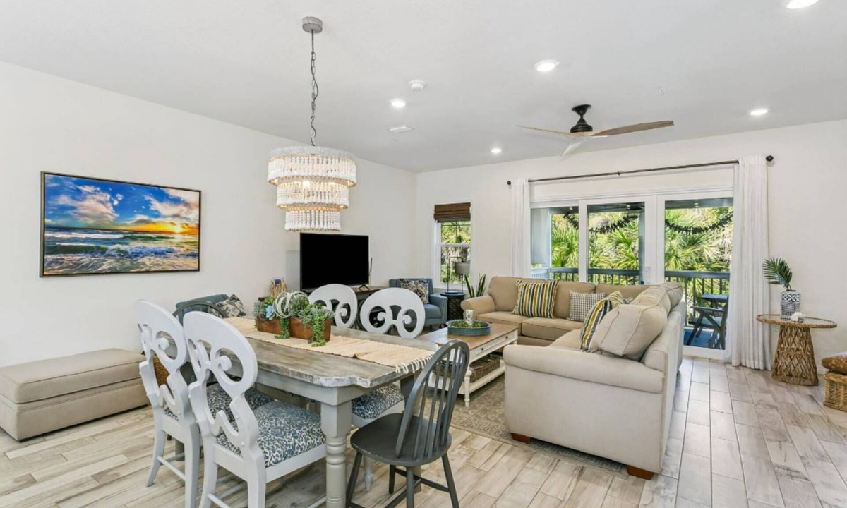 Ono Island House | 2BR Townhome | 6 Bikes Included | Private Beach Club w/Tiki Bar |Pools |Hot Tub |Golf | Dogs OK