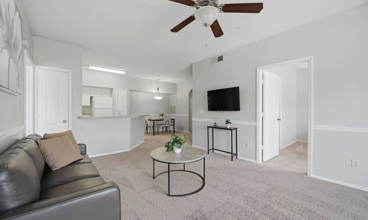 Winter Springs Apartment | 2BR with Resort-Style Amenities