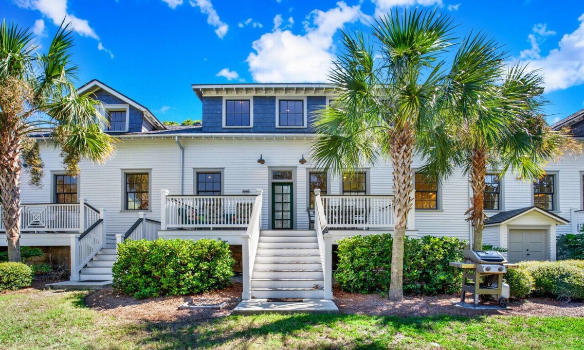 Tybee Island House | 3 Bed, 2.5 Bath Award Winning Historically Preserved Tybee Island Vacation Home