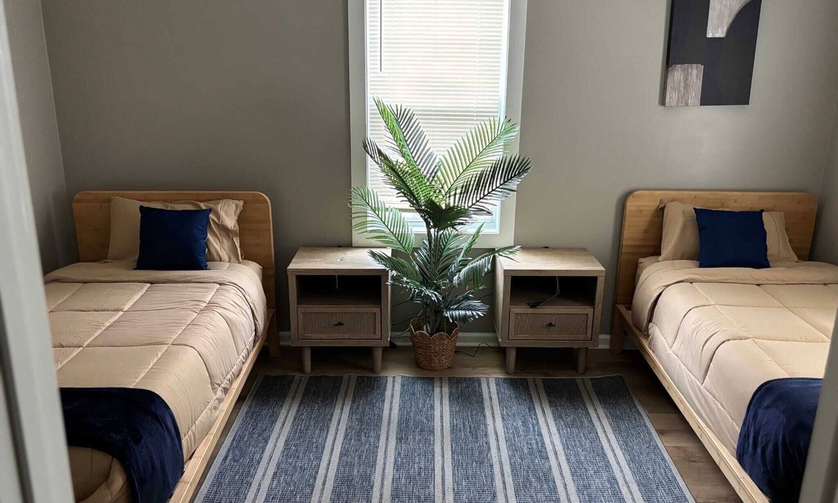 Fondren House | 3-bedroom house in beautiful Jackson with cool AC breeze