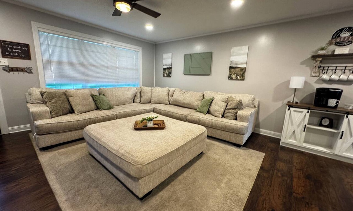 Muscle Shoals House | 3-bedroom w/pool and all the comforts of home in Muscle Shoals-recording capital