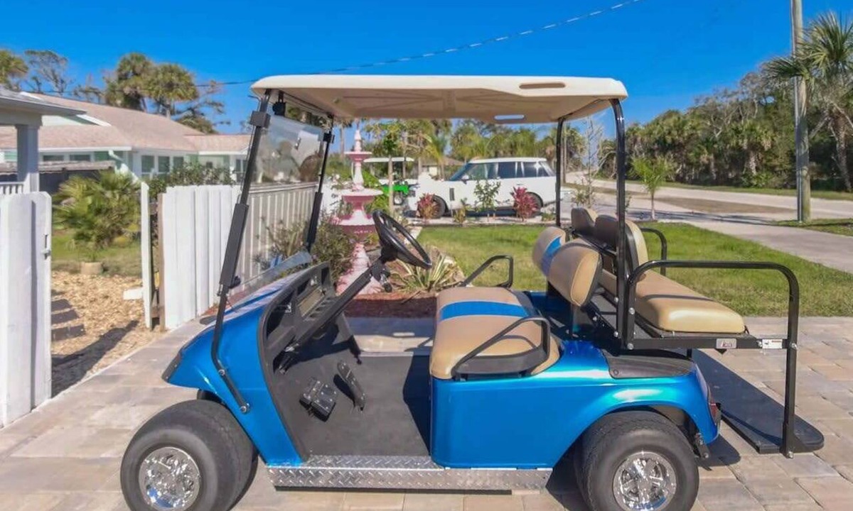 Palm Coast House | 3BR Coastal Home + Heated Pool, Golf Cart & Bikes