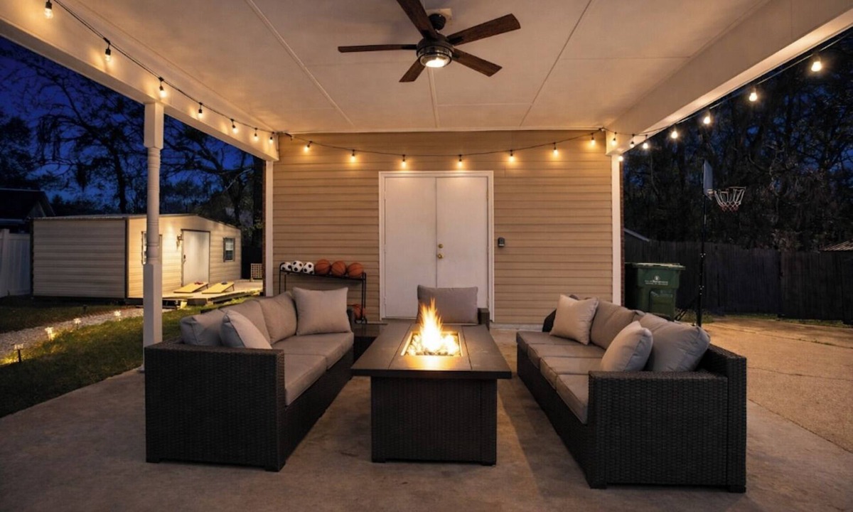 Gunter Afs House | 4 Bedroom House with Fast Wifi, Game Room, Fireplace, 2 King Beds, Grill, Office