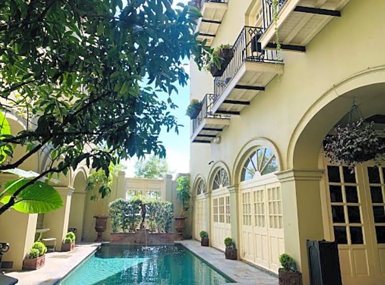 French Quarter Hotel | 4-Star Hotel ∙ Bienville House