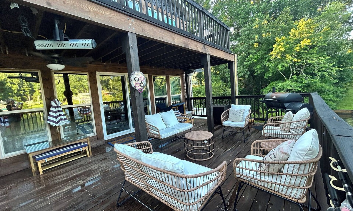 Fortson House | 4BR/3BA Lakefront on Lake Harding: Dock, Ramp, Quiet Slough Views!