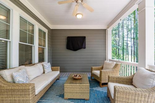 Reynolds Landing House | 4BR Greensboro Lake Oconee Gem - Golf Views