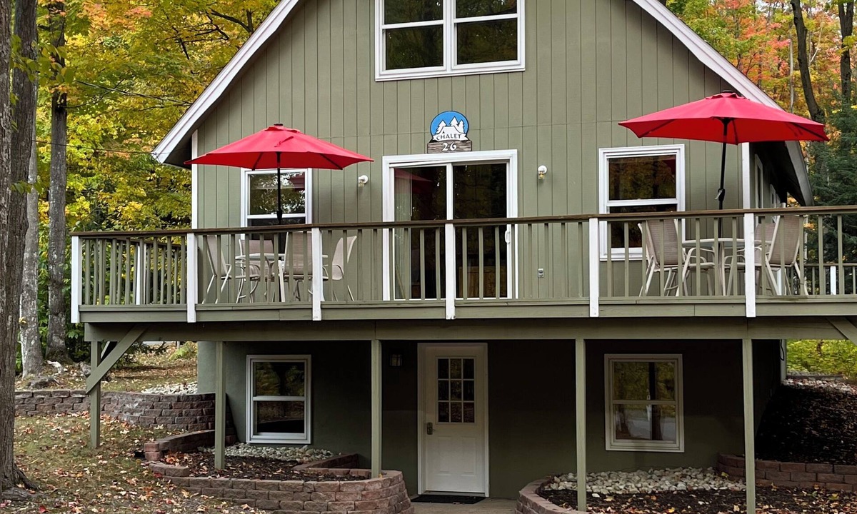 Harbor Springs Ski Chalet | 5-bedroom Ski Golf Chalet in Harbor Springs