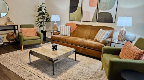 Remerton Apartment | 5 Minutes to VSU- Sleeps 5 King Bed 2 baths