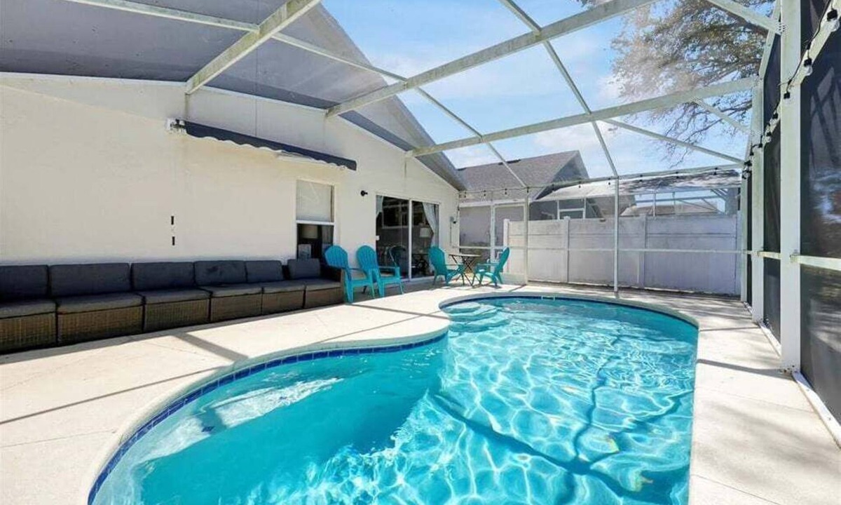Florida Pines House | 5 Star Home in Florida | Family & Pet Friendly