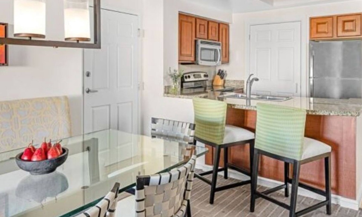 Williamsburg Villa | 5 star MARRIOTT'S GRANDE VISTA RESORT! Near Orlando's famous theme parks.n