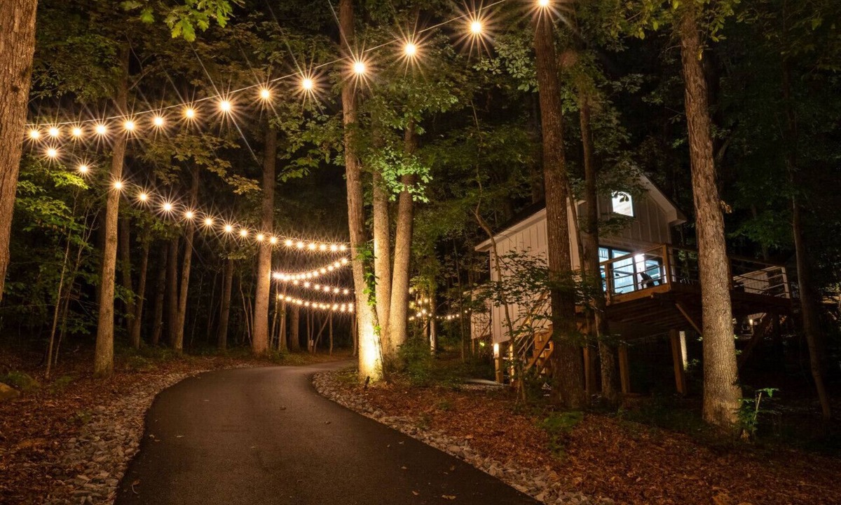 Groveoak Cabin | #5(Willow) Luxury Treehouse near Lake Guntersville