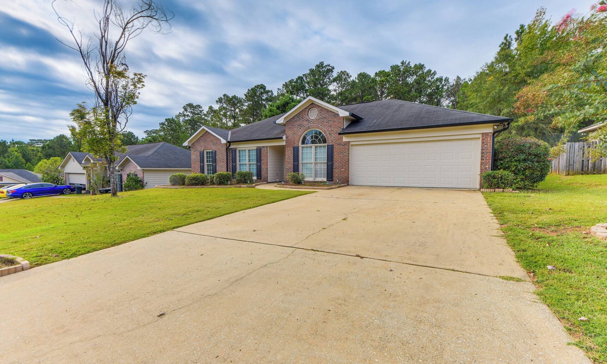 Columbus House | 6 Mi to Fort Benning: Quiet Home w/Patio & Yard