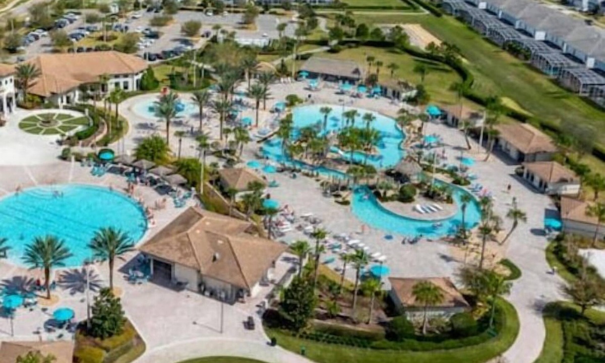 Davenport House | 9 BR Villa Steps to Oasis Resort & Waterpark/Pets OK/Game Room.