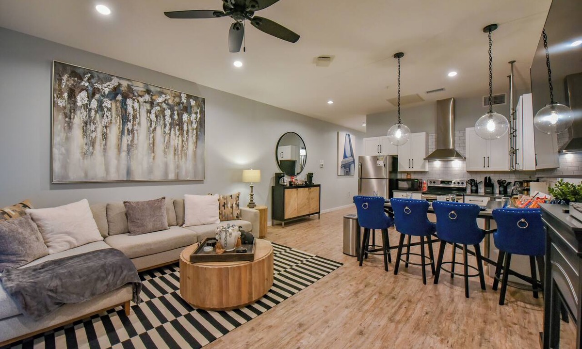 Tuscaloosa Condo | Airavata Corner! Steps away from Amphitheater and downtown!