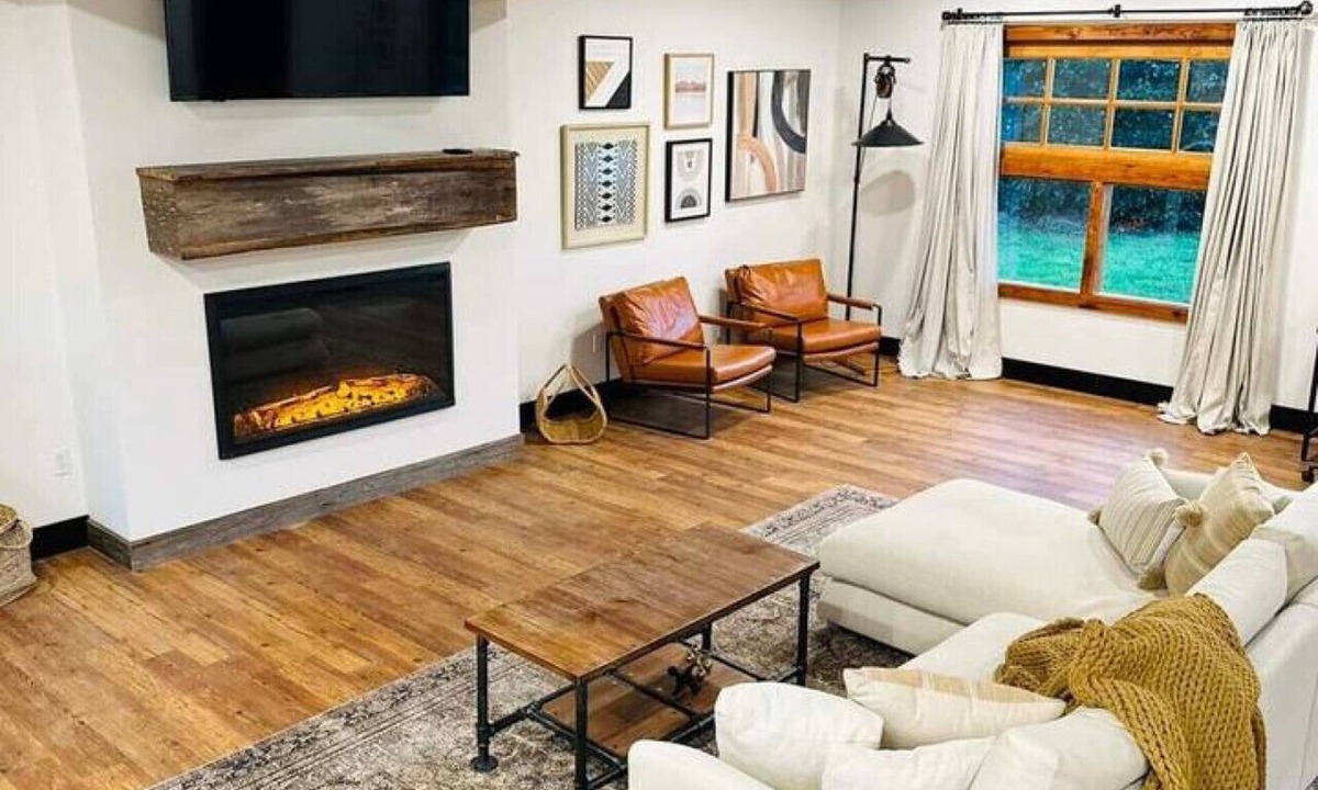Perkinston House | All about the Buzz