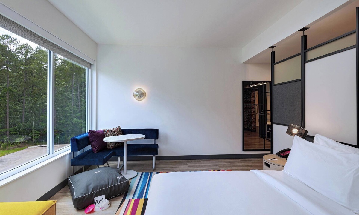 Ferndale Hotel | Aloft by Marriott Little Rock West