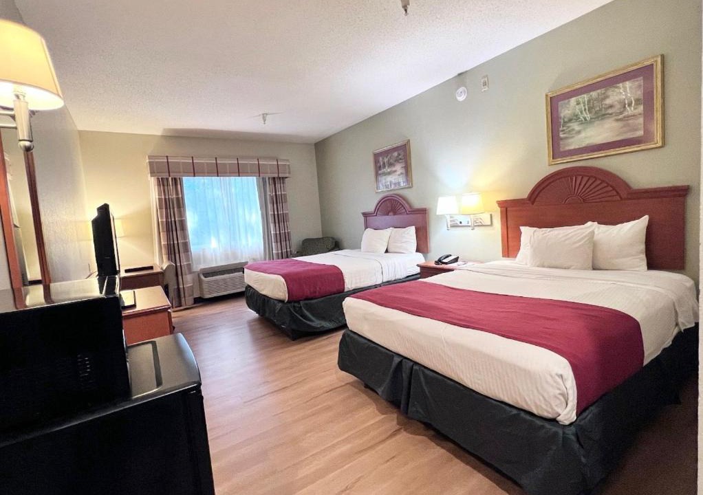 Wiggins Hotel | Americas Best Value Inn Wiggins