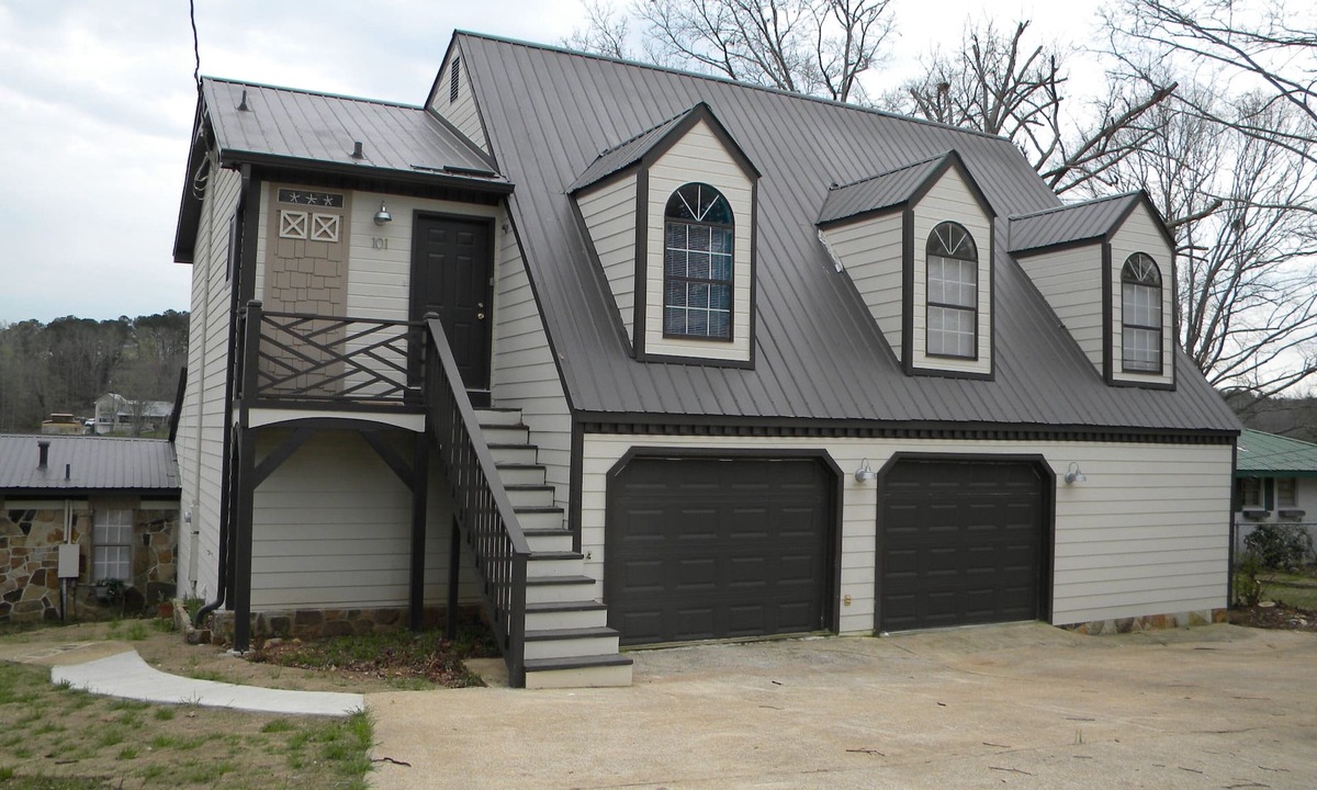 Jasper House | Aqua Vista- Perfect 2 family location