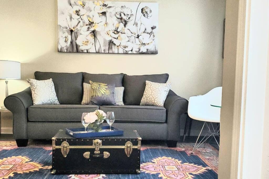 Ardmore Apartment | Atlanta Buckhead Luxe
