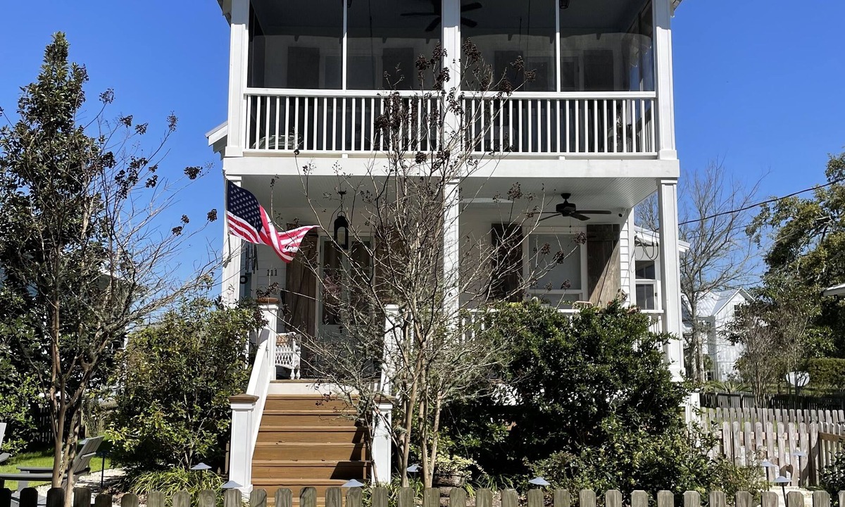 Bay St Louis House | Beach Bungalow - Private Pool + Steps to the Beach + Walkable to Town