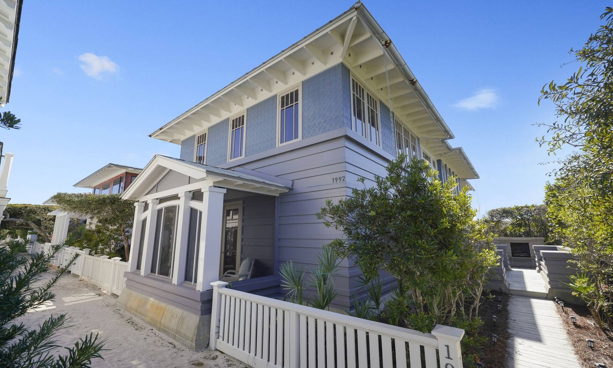 Seaside House | Beachfront in Seaside w/Incredible Gulf Views, Pet Friendly + 2 Adult Bikes!