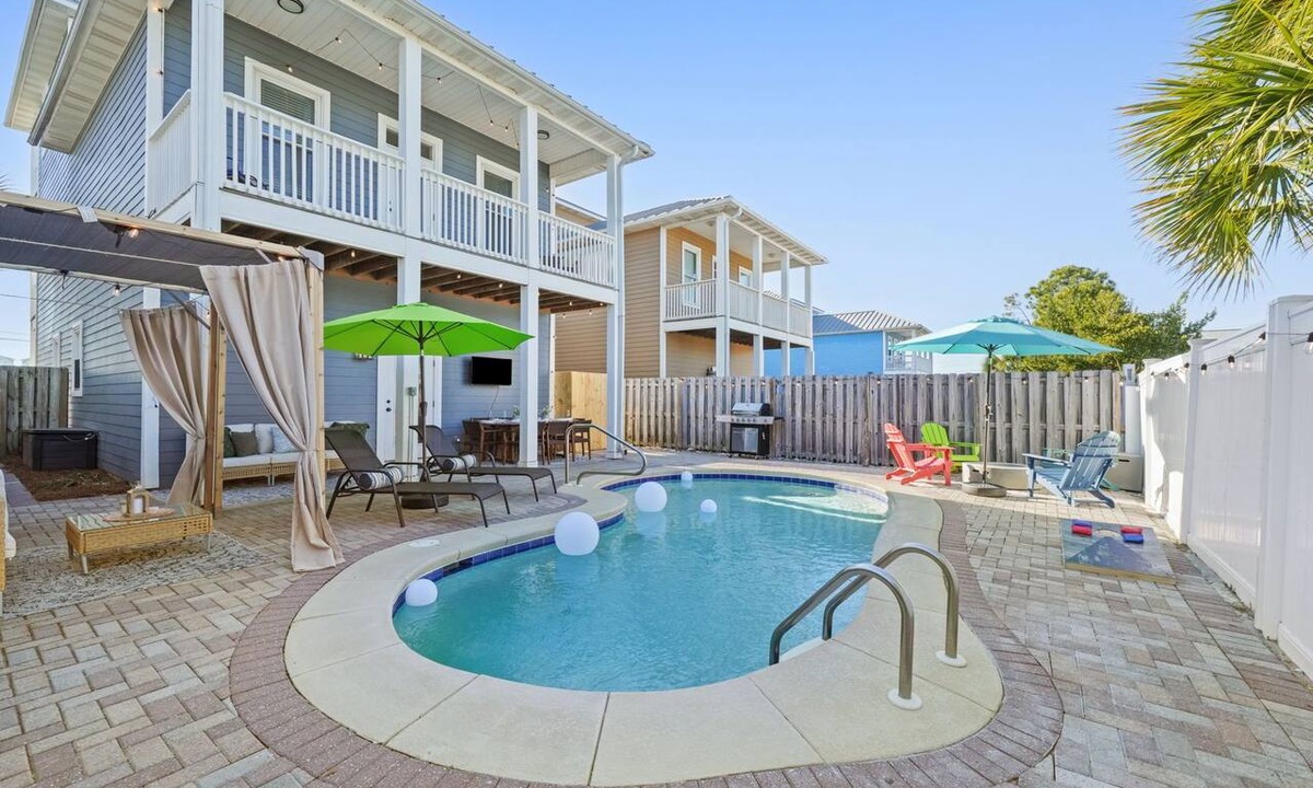 Holiday Beach House | Beachside Retreat w/Heated Pool, Game Room – Sleeps 14