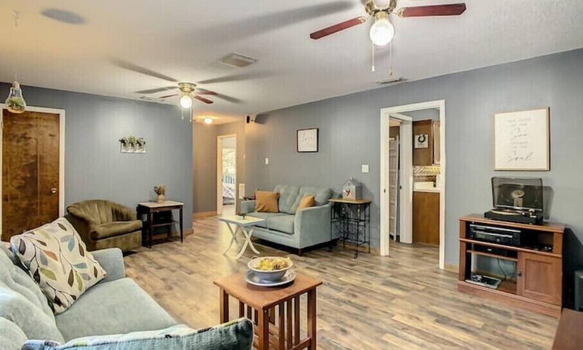 Ocklawaha House | Beautiful Cabin near The Villages & Silver Springs