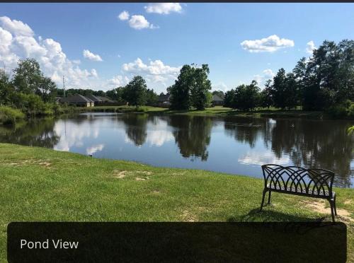 Grovetown House | Beautiful home,10 miles from Masters golf course!