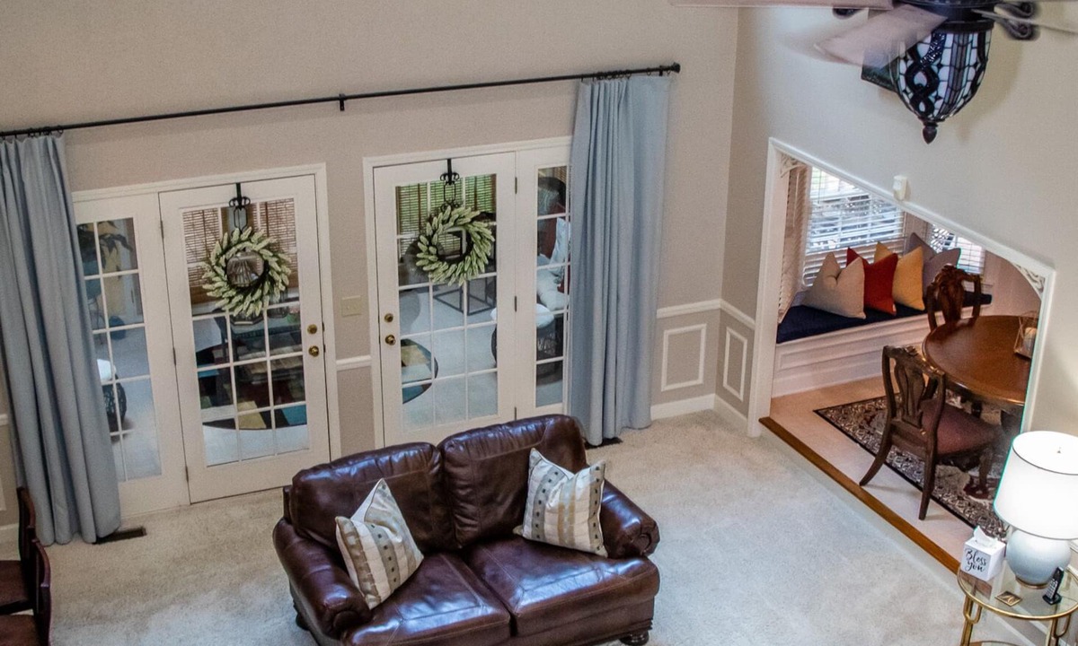 Tuscaloosa House | Beautiful Lakefront View with FULLY EQUIPPED HOME GYM! Only 8.6 mi from the UA!