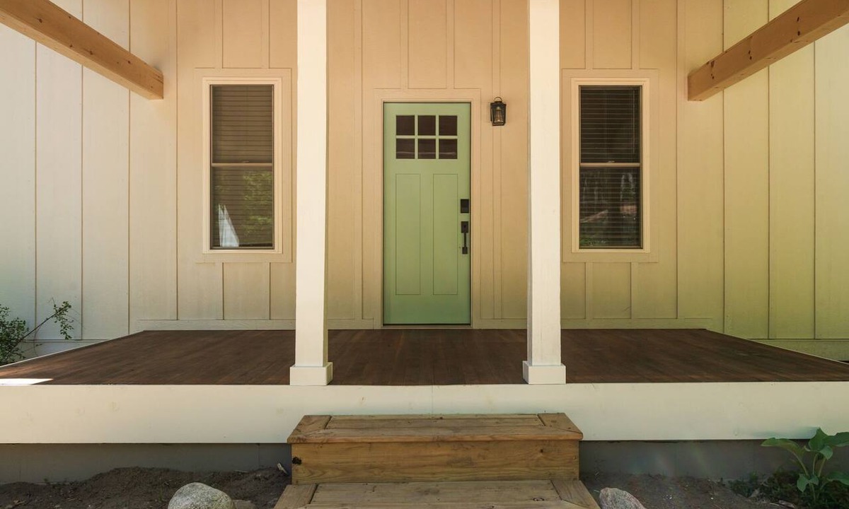 Lake Leelanau House | Blue Bell Cottage on Lake Leelanau