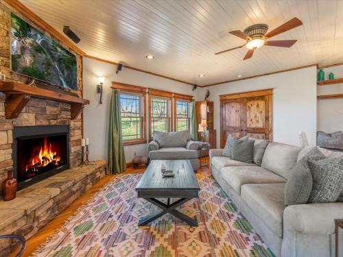Blue Ridge House | Blue Ridge Cottage