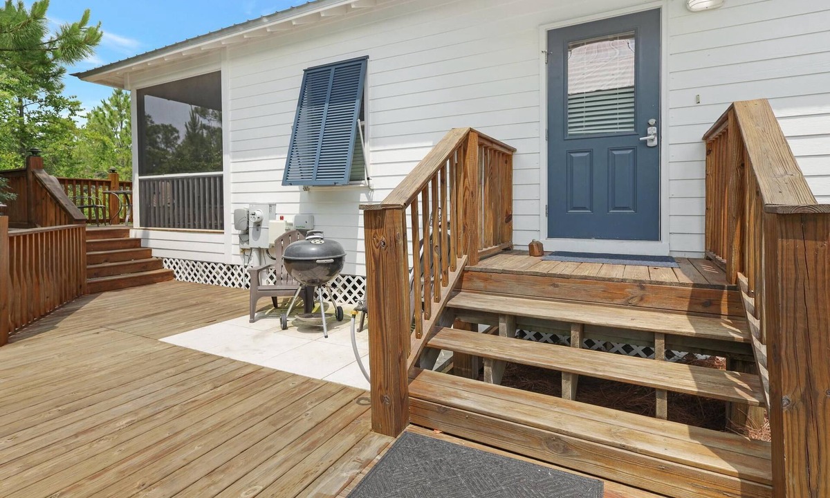 Fort Morgan Cottage | BOOK NOW for a GetAway!~Bring your Pet~2 Pools~Bonus Outdoor Space