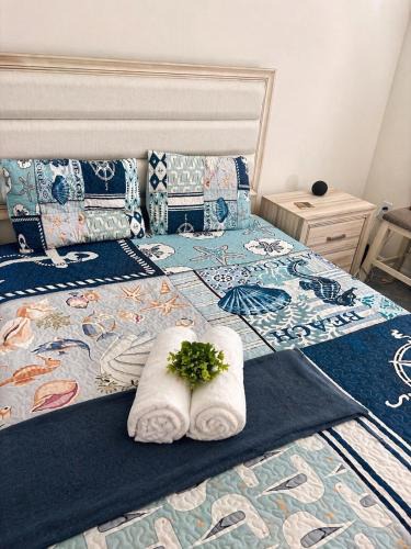 Plymouth House | Budget Cozy Room Near Orlando