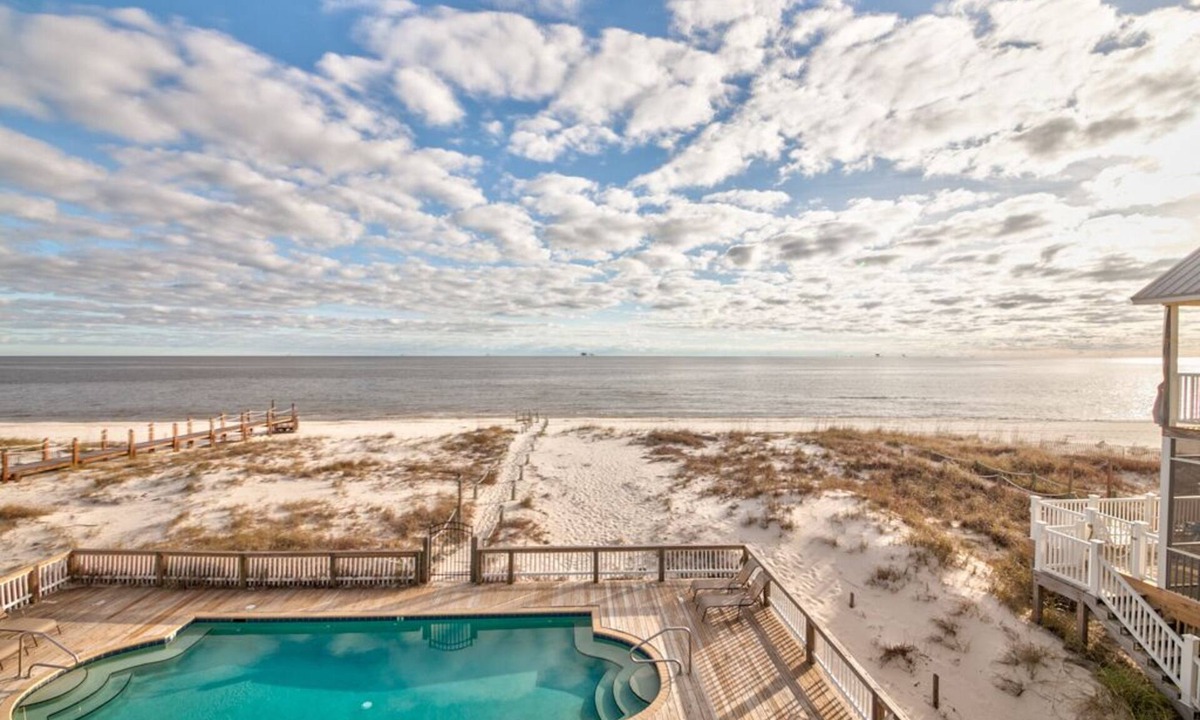 Southpointe House | Cair Paravel West, Beachfront+Pool+Hot tubs, sleeps 16