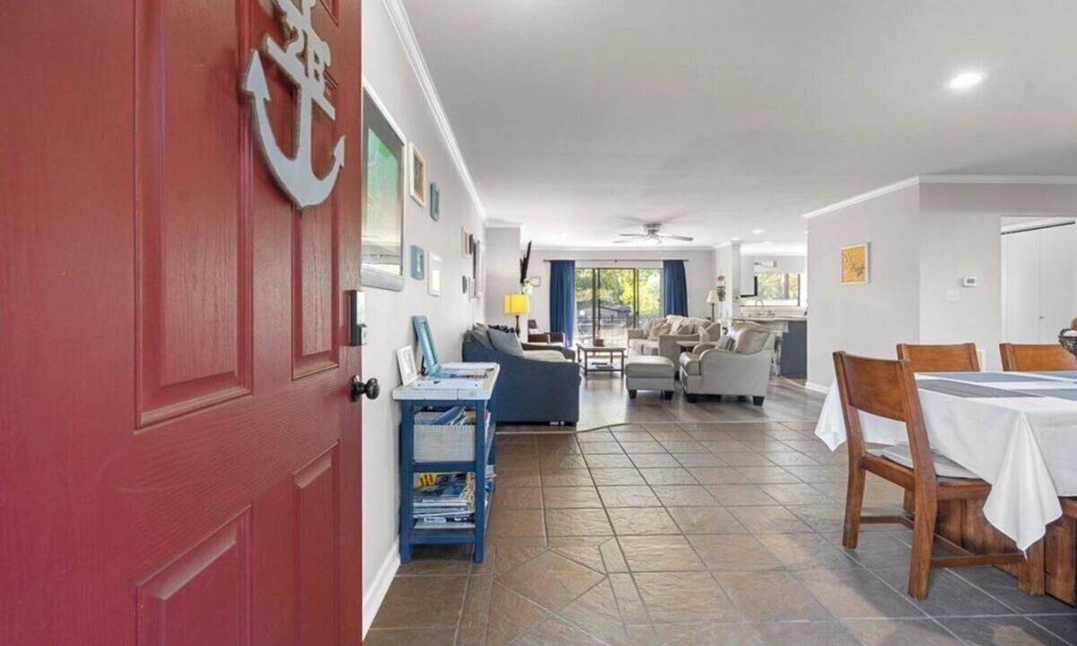 Lake Hamilton Condo | Charming 2-bedroom condo with AC in Hot Springs