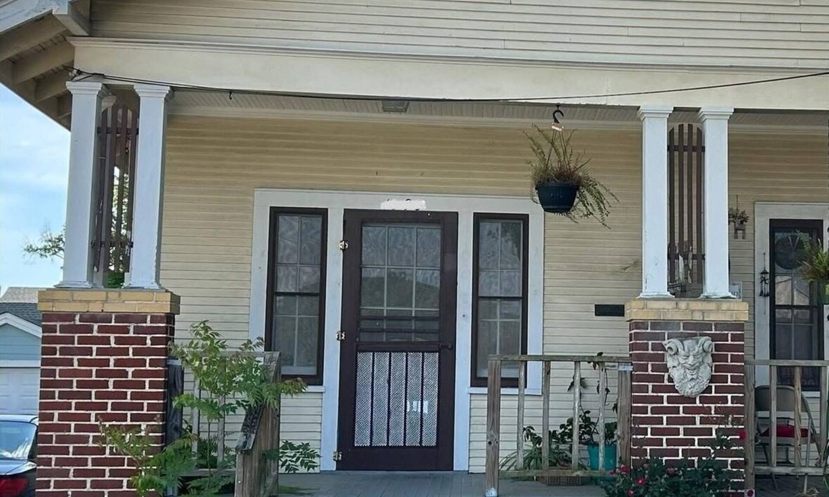 Fairgrounds House | Charming 2-bedroom house in fantastic New Orleans