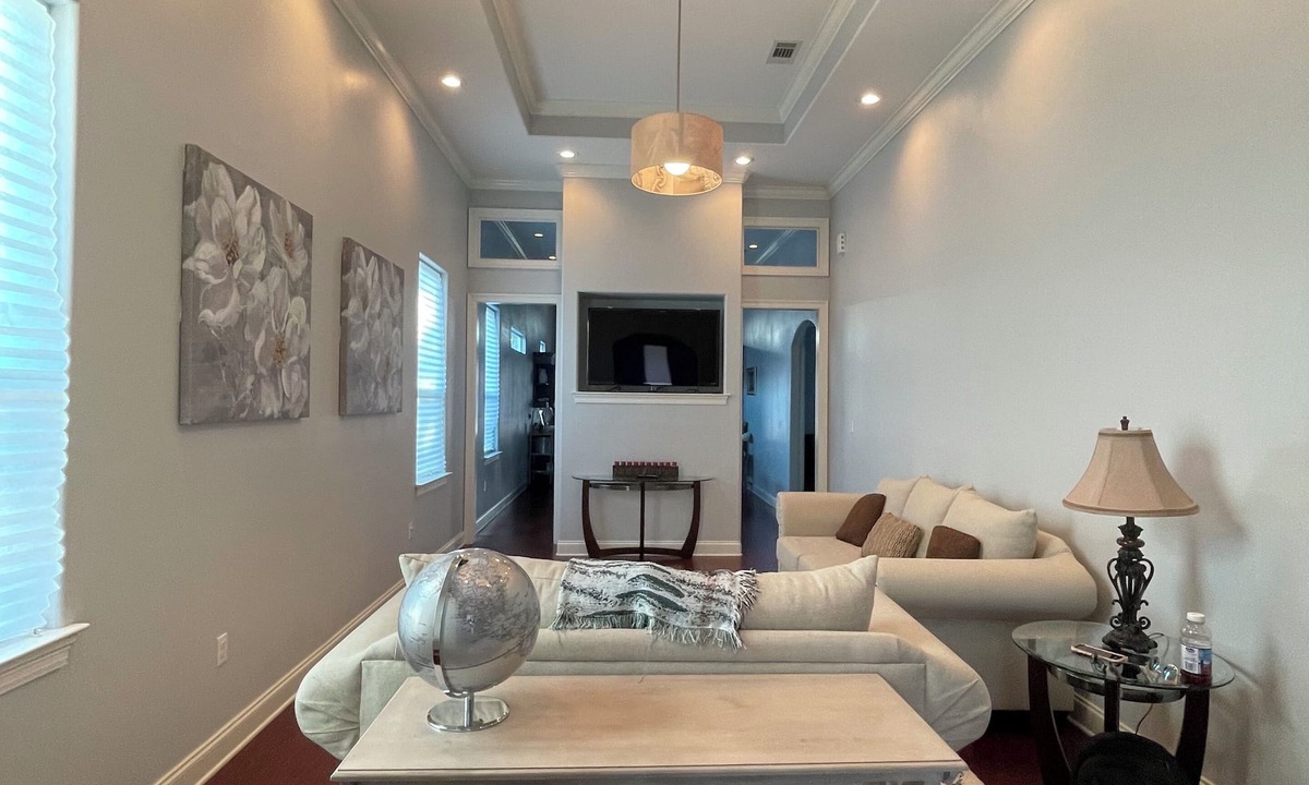 Saint Claude House | Charming 3-bedroom house in vibrant New Orleans