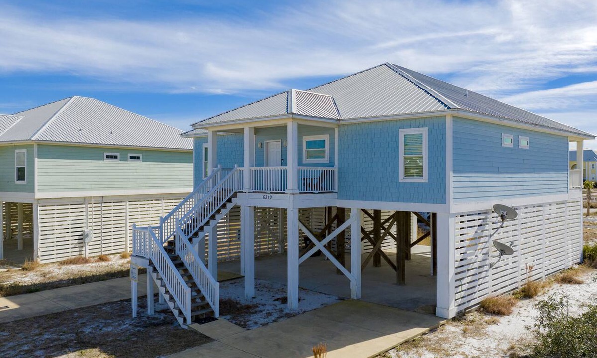 Morgantown House | Community Pools, Tennis Courts | Beach Boardwalk