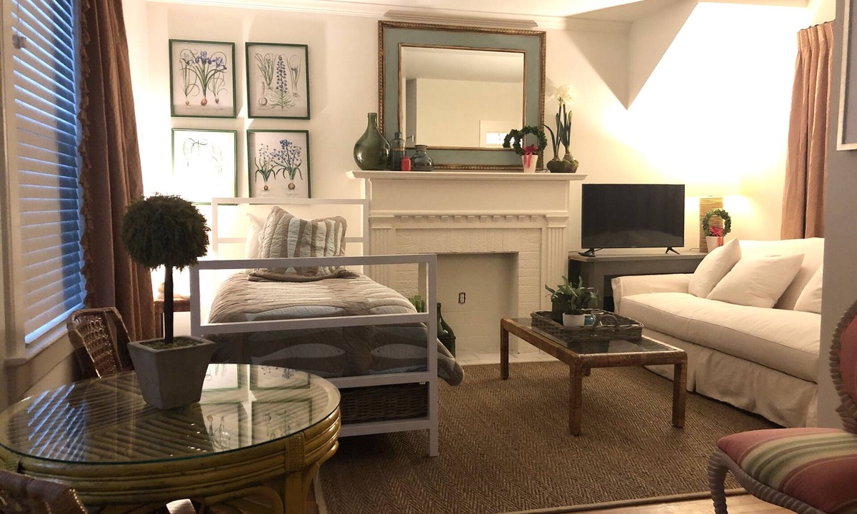 Mid City South House | Convenient quiet LSU Location near City Park, coffee shops, restaurants and bars