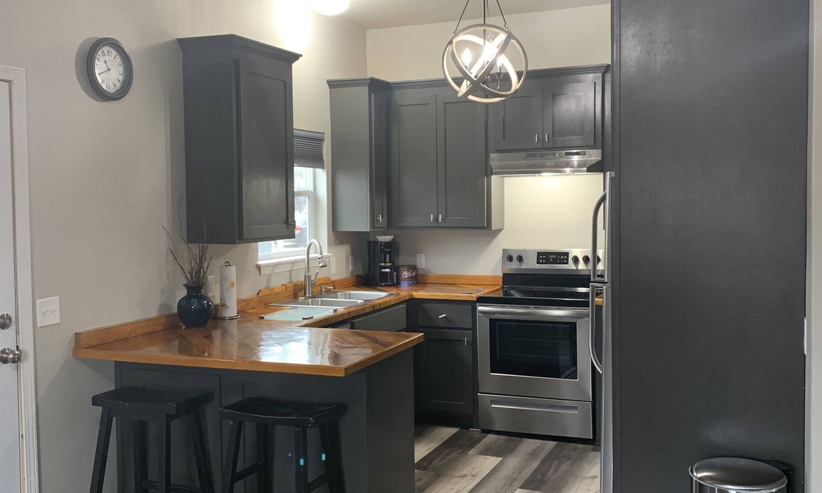 Tahlequah Apartment | Cool, clean, and cozy