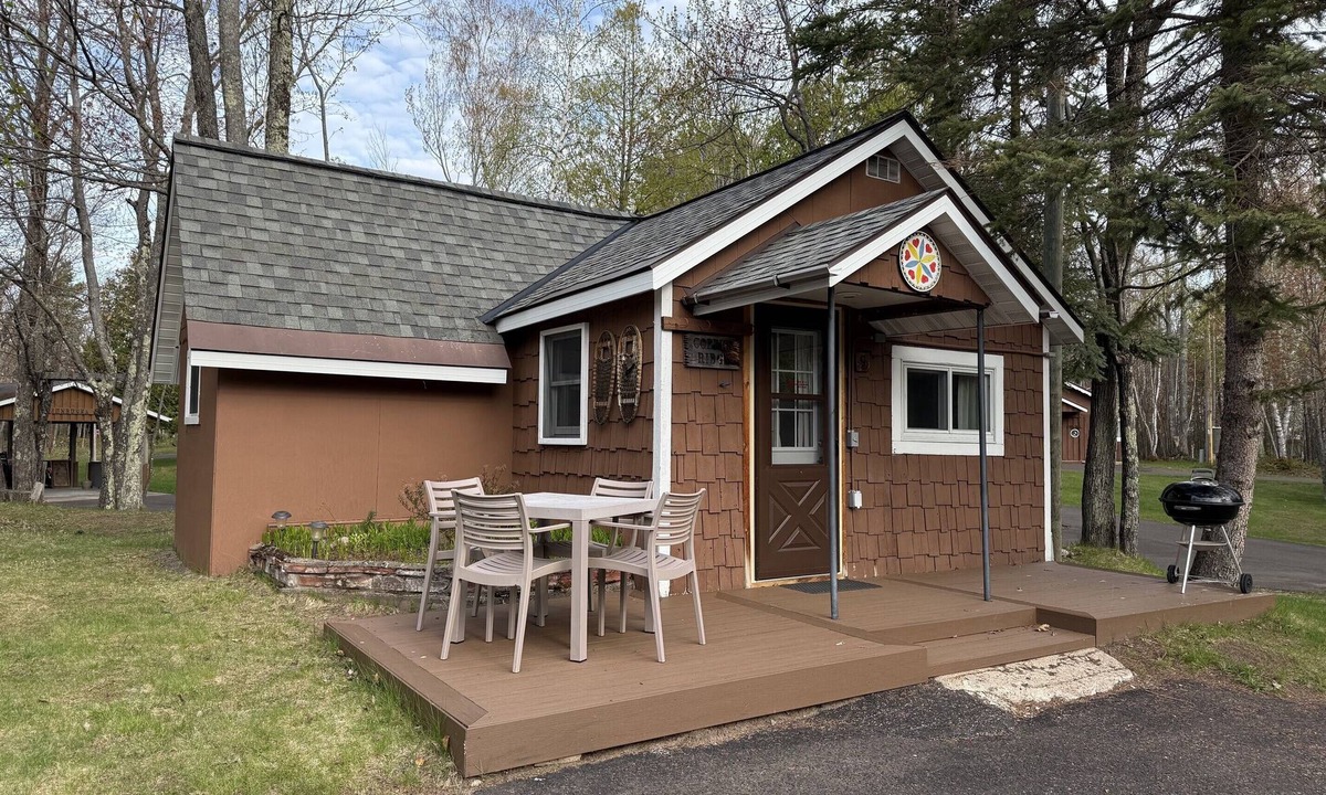 Ontonagon Cottage | Copper Ridge at Miller's Cottages