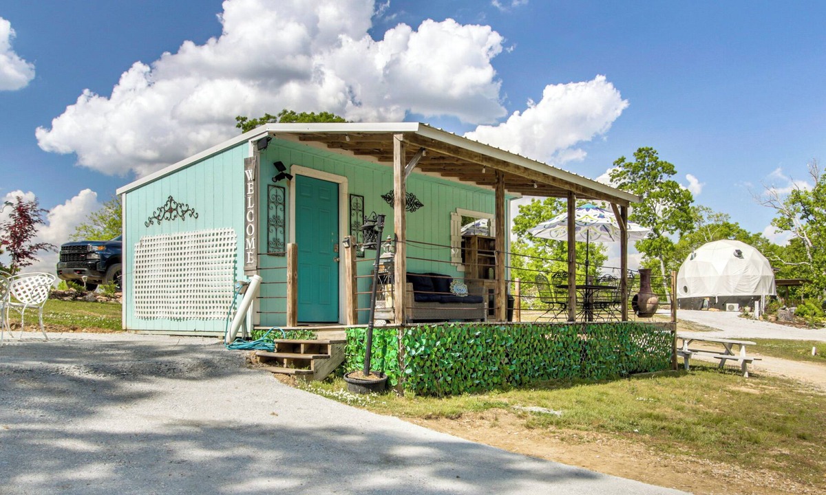 Rogersville Apartment | Couple's Retreat w/Creek Access in Rogersville