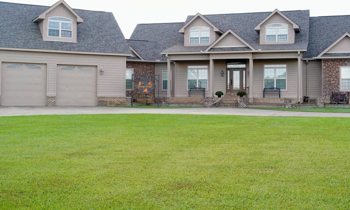 Goshen Cabin | Covey Point offers a cozy space for 12 w/a game room & an outdoor living area!