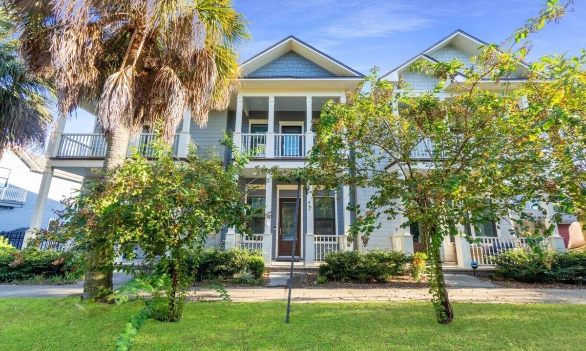 South Pensacola Villa | Covington Place, Monthly, Near Downtown & Beaches!